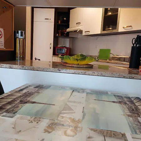 Opal Apartment *